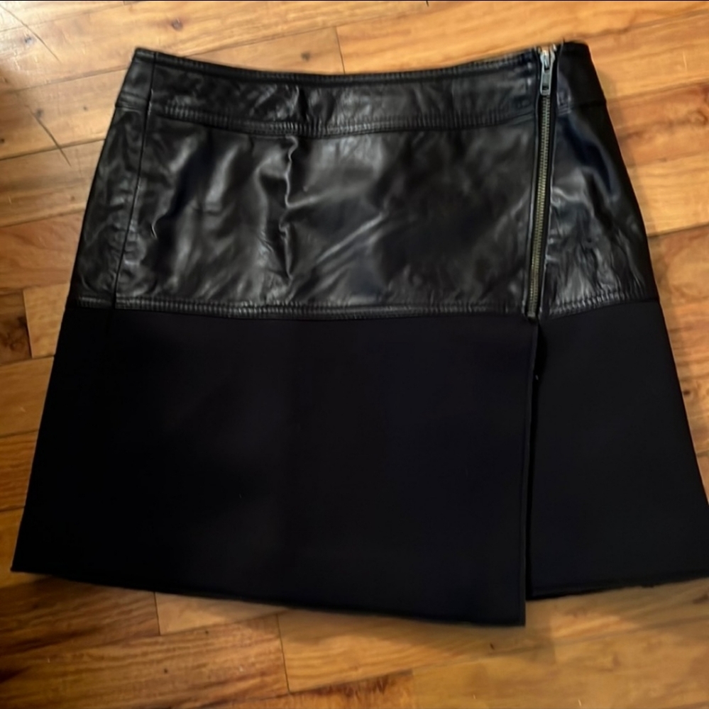 #25 Halogen leather blocked skirt - Picture 1 of 7
